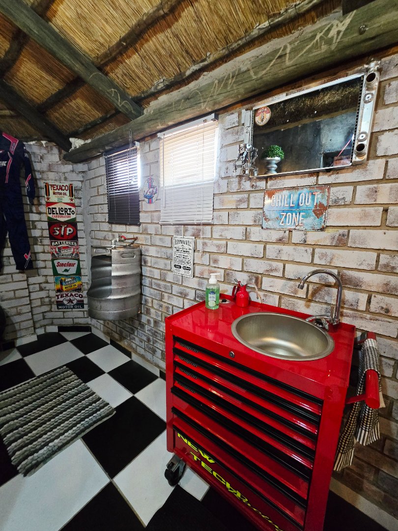 Commercial Property for Sale in Pretorius Kraal Free State